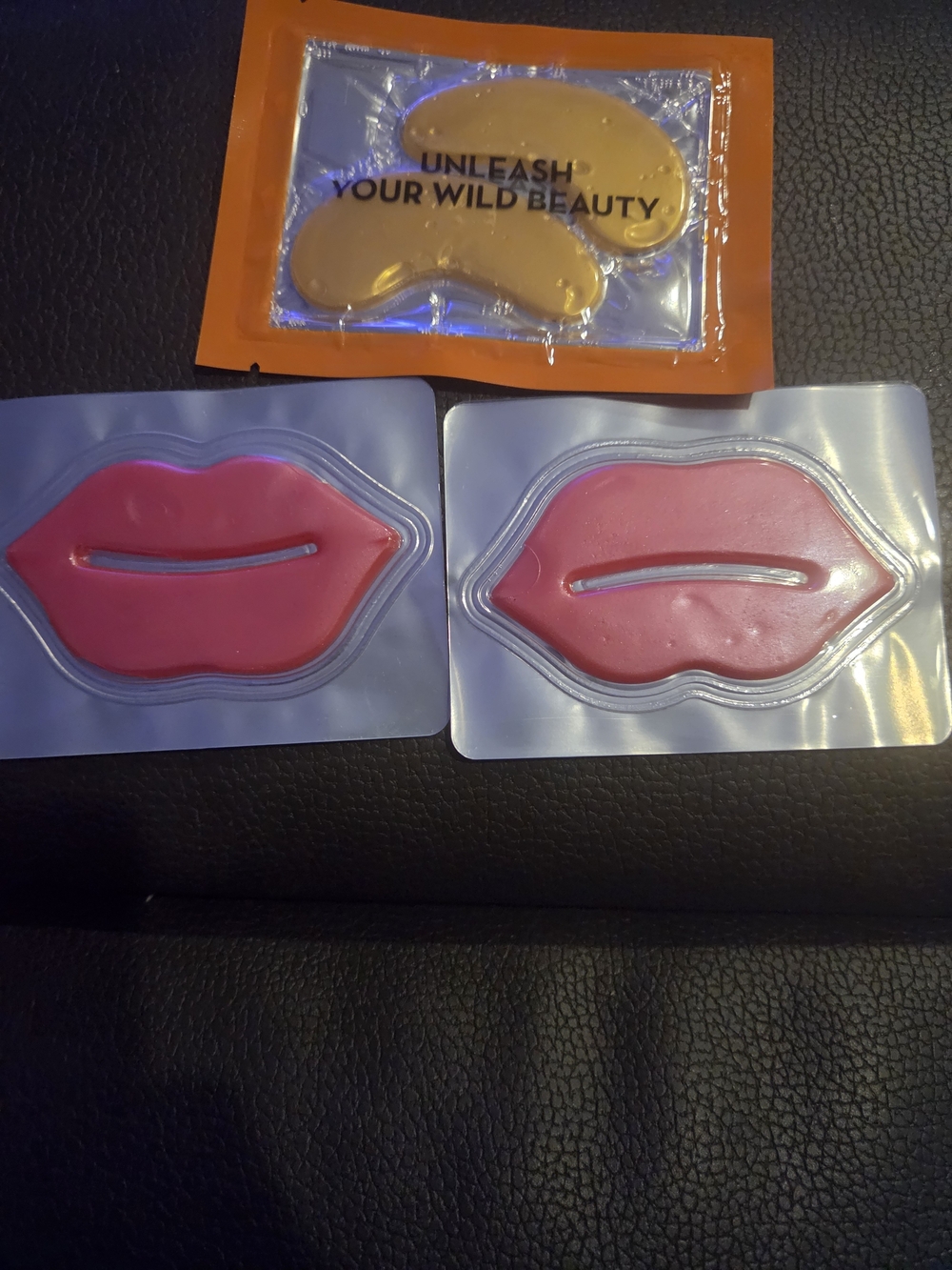 Hydrating Pink Lip Balm & Gold Eye Patch Set